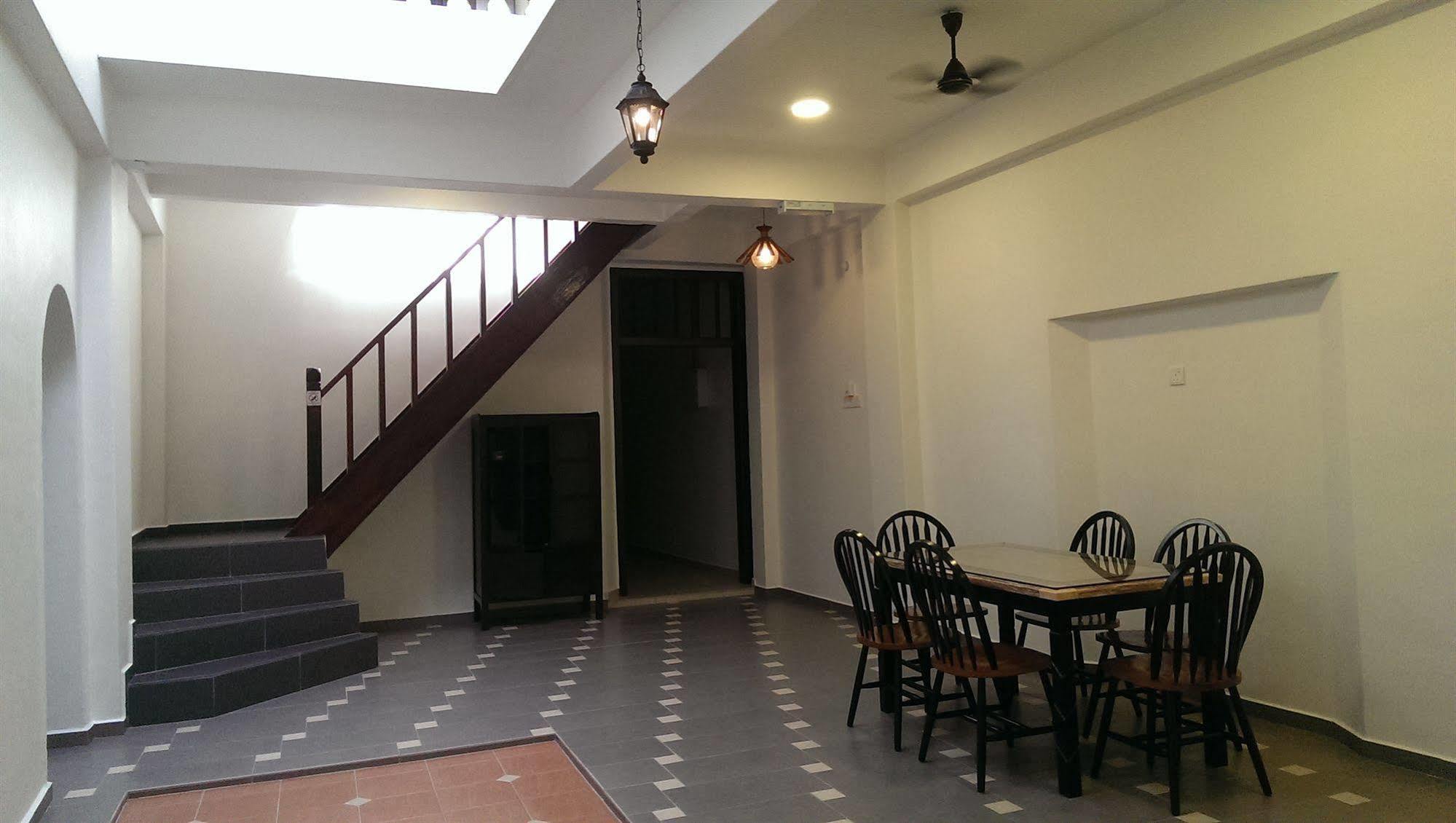 Jawa Street Townstay Малакка Экстерьер фото